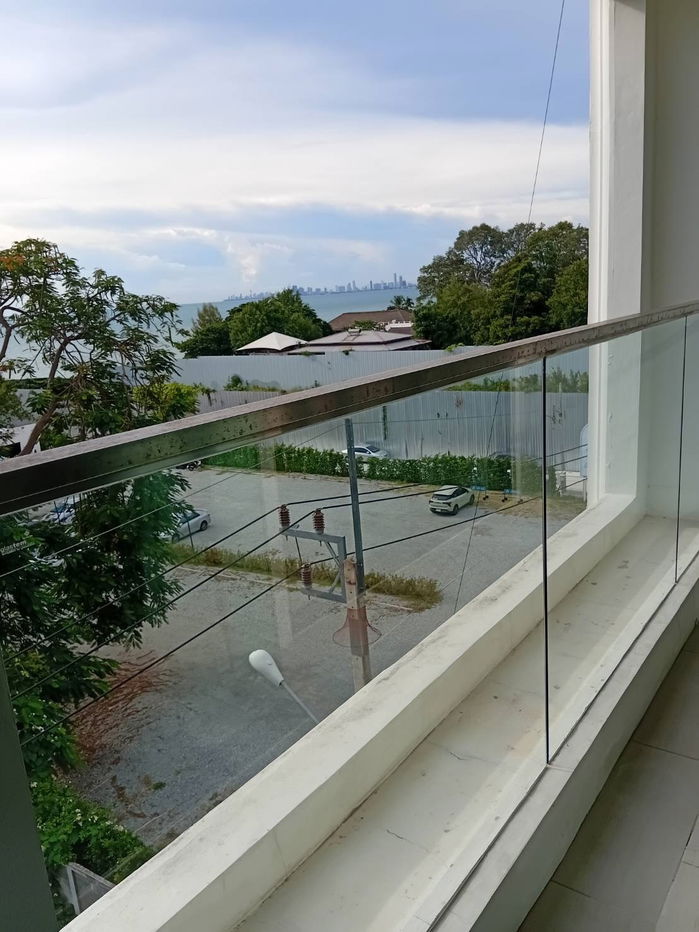 รูป ห้องสวย วิวทะเล ห่างชายหาดบางเสร่ 60 เมตร - รูปที่ 17/17
