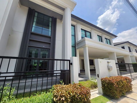  บ้านใหม่  โครงการเศรษฐสิริ บางนา สุวรรณภูมิ   สวยมากกก