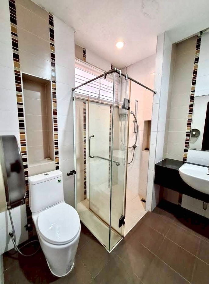 picture For rent: 2-storey detached house in a project, Khuan Lang location, 3 bedrooms, size 60 sq m. ● Rent 35,000 baht/month - 30/53