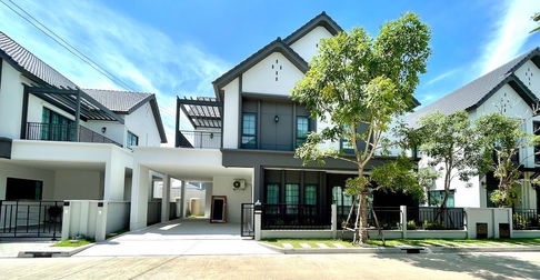 📍 Centro Bangna Phase 2 – Prime location near Mega Bangna and Central Bangna