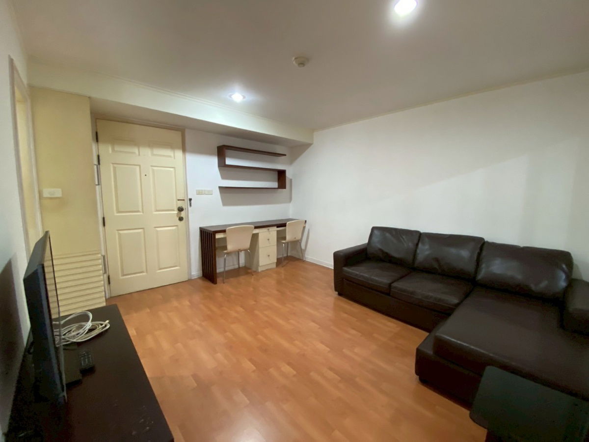 picture Condo for rent at Lumpini Ville Cultural Center size 35 sqm 1 bedroom fully furnished 11,000.- please contact 0993529495 - 3/9