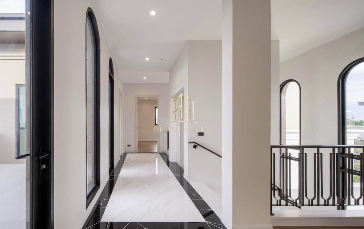 picture Luxury House For Sale Cinq Royal Krungthep Kreetha - 38/41