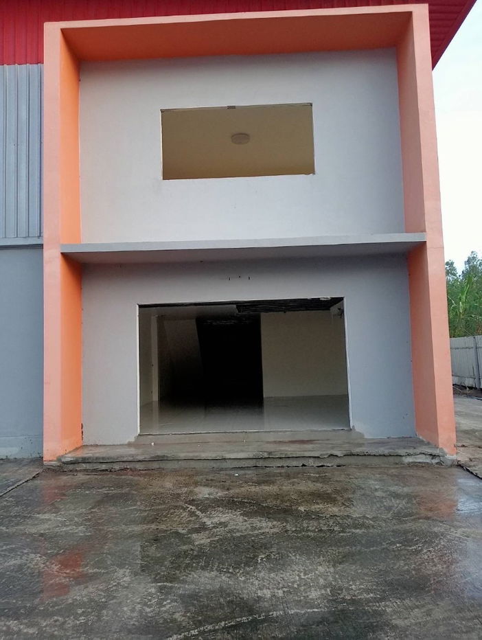 picture Land with factory warehouse for sale in Sai Noi District, Nonthaburi. Total area: 6 rai (2 title deeds). - 16/17