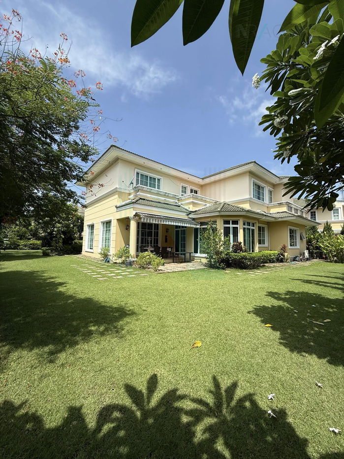 picture For Sell House GOLDEN HERITAGE 2-story 4 bedroom 5 bathroom - 1/8