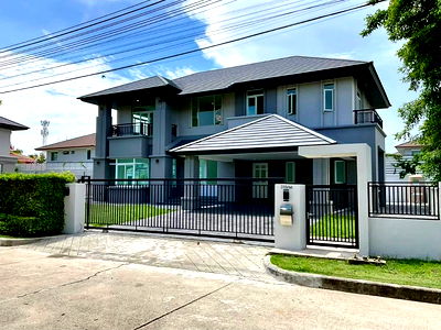 ขายบ้านเดี่ยว : ✅ ลดพิเศษ 15,900,000 บาท ‼️ฟรีโอน !!!!!  (จาก 17.9M )   🏠หมู่บ้าน ณุศาศิริ ซิตี้ พระราม 2 บ้านเดี่ยว 2 ชั้น พร้อมสระว่ายน้ำ🏊🏻‍♂️ หน้าบ้าน