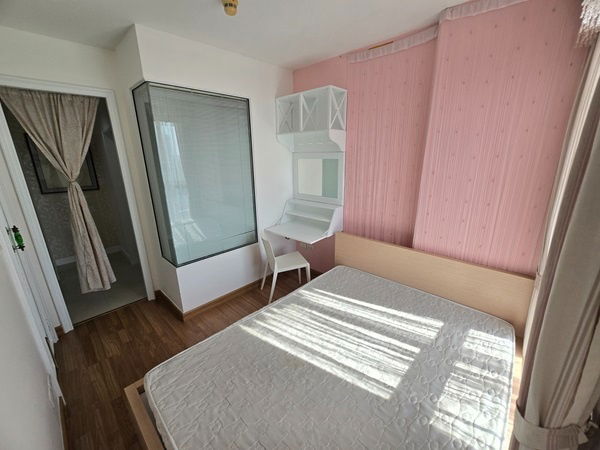 picture 🔥Best deal for rent🔥 Vintage style unit with bathtub and washing machine - 2/17