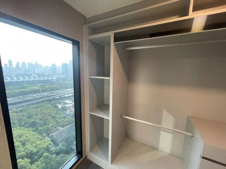 picture New room ✨ Knightsbridge Space Rama 9 🔥 Line ID @034etfin 📲 2 bedroom 1 bathroom Duplex (corner room) ✨ MRT Rama 9 450 metres 💙 - 18/42