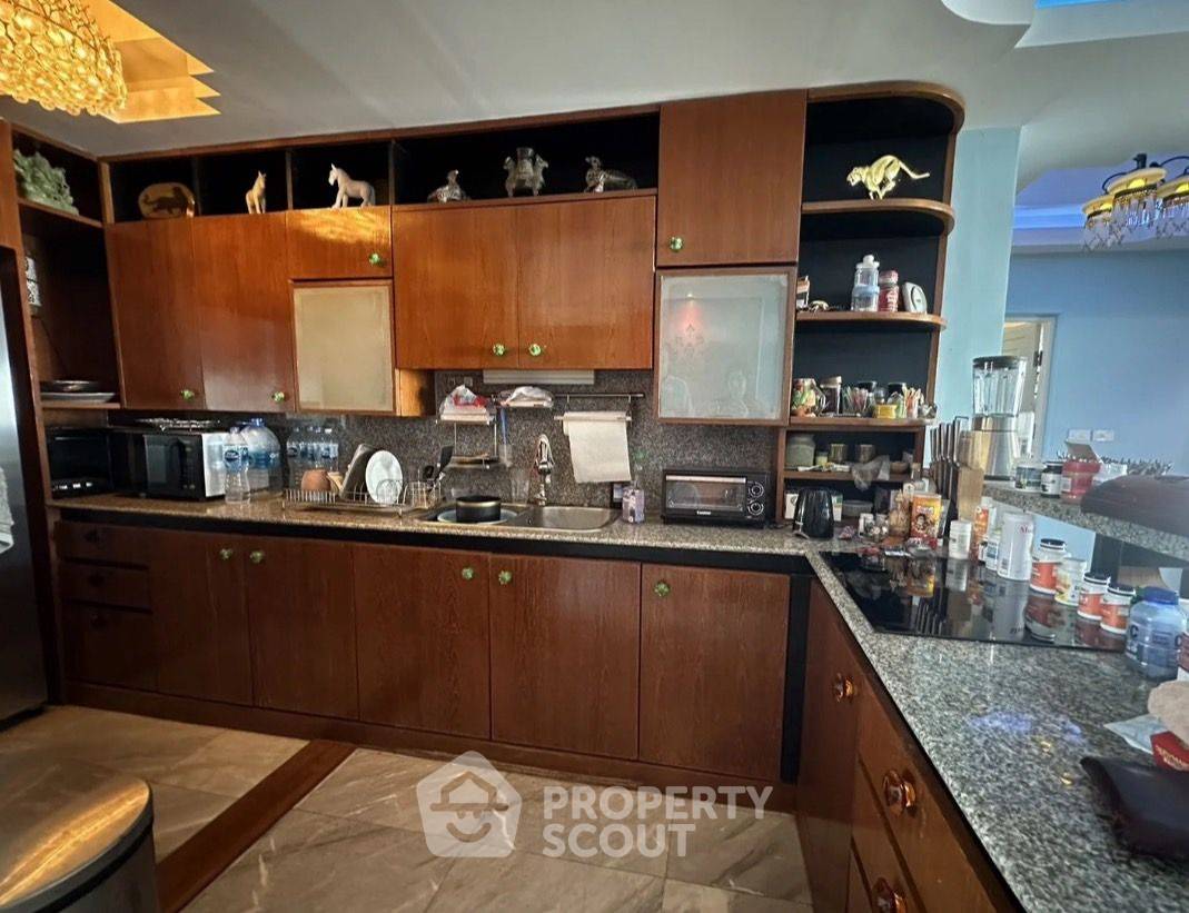 picture 2-BR Condo at Jomtien Complex Condotel close to Jomtien Beach (ID 2256323) - 24/30