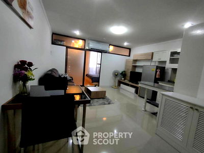 Condos for rent : 1-BR Condo at Supalai Place Sukhumvit 39 near BTS Phrom Phong (ID 425776)