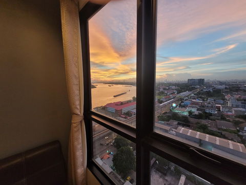 ☀️NEW25-004☀️ For rent Knightsbridge Sky River Ocean.