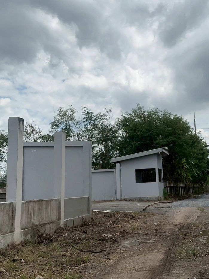 picture Land with factory warehouse for sale in Sai Noi District, Nonthaburi. Total area: 6 rai (2 title deeds). - 13/17