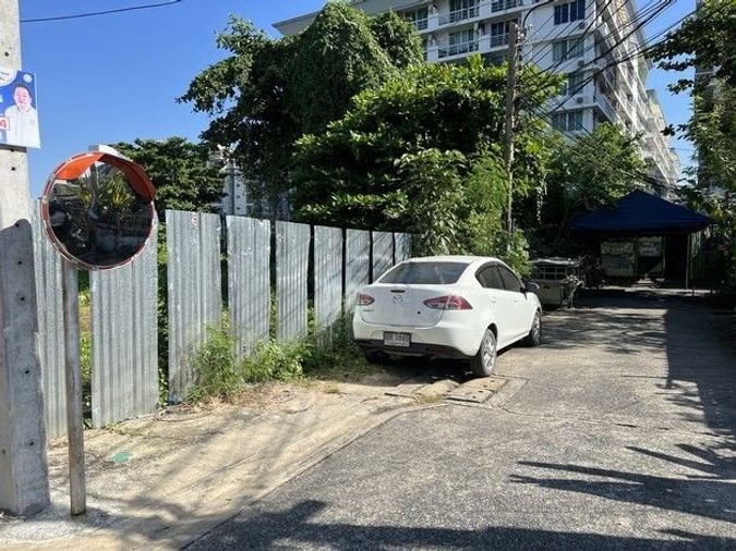 Land for sale, 49 sq wah, Phra Khanong