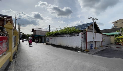 ขายที่ดินซอยลาดพร้าว-วังหิน23 พื้นที่ 291 ตรว.ขายเพียง35ล้าน ตรงข้ามวัดลาดพร้าว  ใครอยากค้าขายบอกได้เลยว่าแปลงนี้ใช่เลย