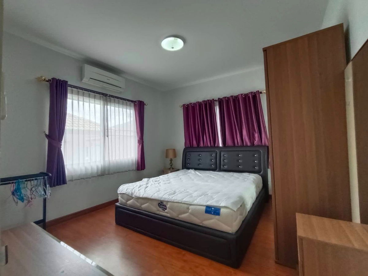 รูป UK06-066 🏡✨ บ้านเช่าพร้อมอยู่ Lake Valley  บ่อวิน – บ้านแหลมฉบัง 💵 ค่าเช่า 38,000 บาท/เดือน (รวมค่าส่วนกลาง) - รูปที่ 2/8