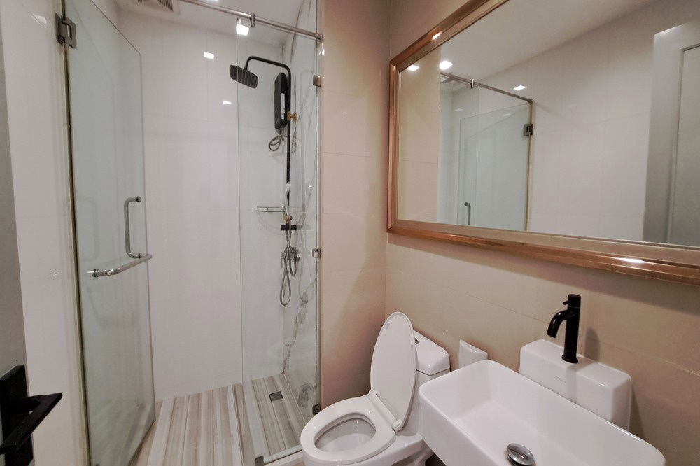 picture  For Sale  !!🔥 Code C20230207566........The Bloom Sukhumvit 71, 3 bed, 2 bath, North Facing, high floor 14++, furnished,  Special Deal!!📣📣 - 20/25