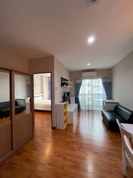 One Plus Suan dok 2 : For rent 12,000 THB/month Tel. 082-3899314 Khun Boo