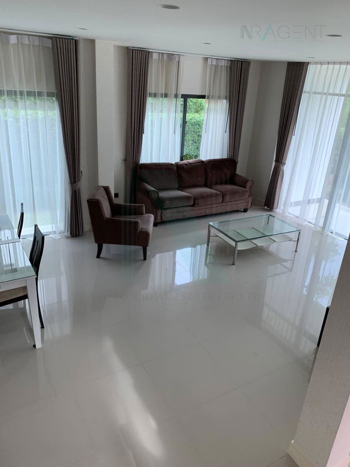 picture For Rent 2-story House SETTHASIRI KRUNGTHEP KREETHA 4 bedroom 3 bathroom - 2/8