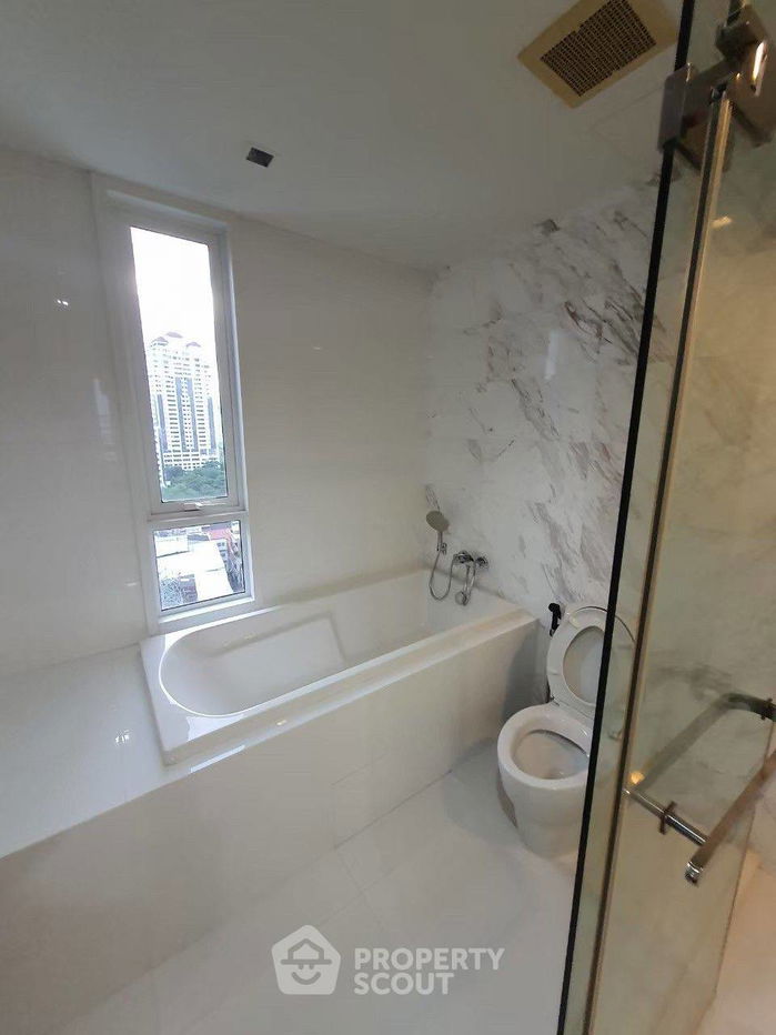 picture 2-BR Condo at HQ Thonglor near BTS Thong Lor (ID 1280419) - 11/14