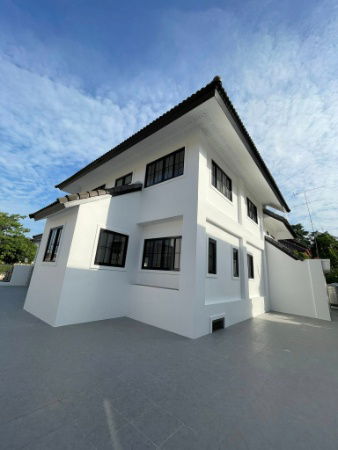 picture UK06-061 🏡 2.5-storey detached house for rent - near Bangsaen Beach 💰 Rental price: 32,000 baht/month - 3/23
