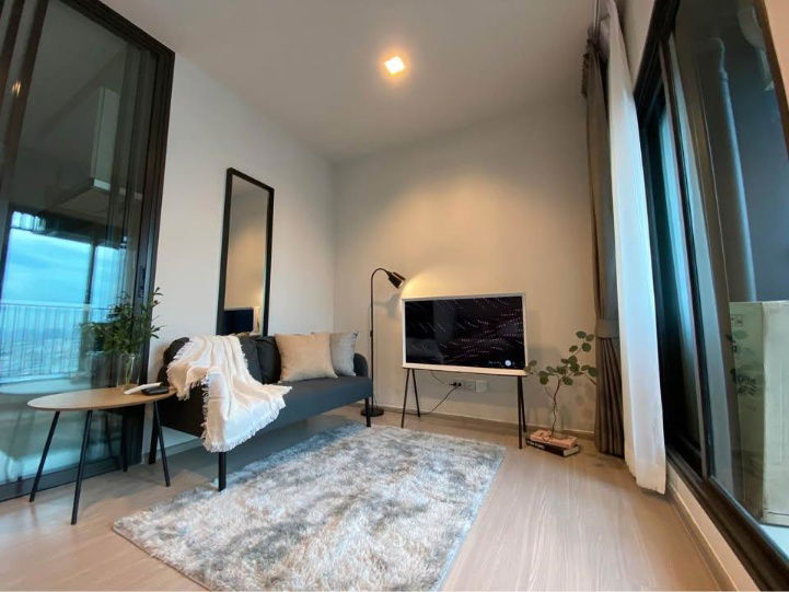 picture CD052 For Rent – Life Asoke - Rama 9 | High Floor, Large Studio with Closed Kitchen, 3 Mins to MRT Rama 9 - 9/20