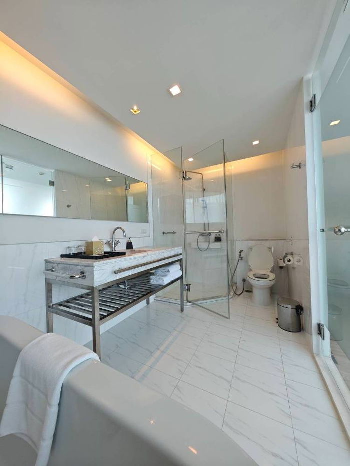 picture Condo for rent Sathorn Heritage near BTS Chong Nonsi 48,000 baht Property code: RS1399 - 10/18