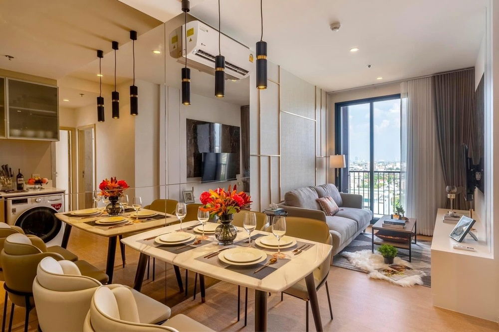 picture 🔥 Sale with tenant !! 🔥 Code C20230400029........Maru Ekkamai 2, 2 bedroom, 2 bathroom, high floor 11++, furnished, modern style, Special Deal!!📣📣 - 3/12