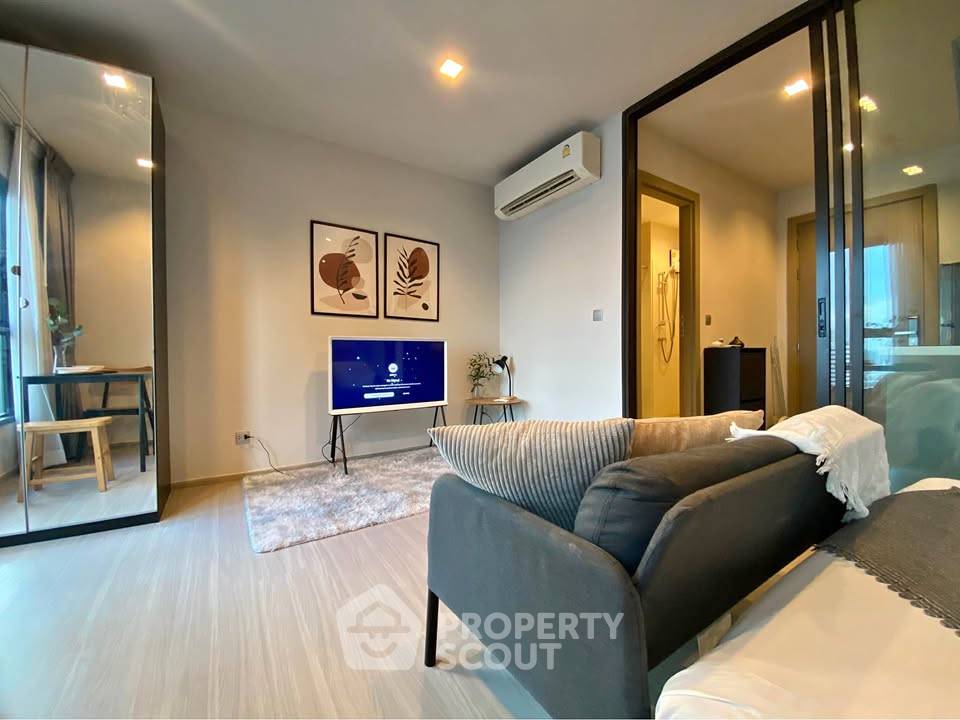 picture Studio Condo at Life Asoke - Rama 9 near MRT Phra Ram 9 (ID 2254811) - 1/10