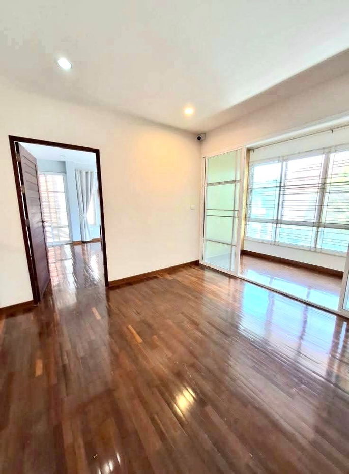 picture For rent: 2-storey detached house in a project, Khuan Lang location, 3 bedrooms, size 60 sq m. ● Rent 35,000 baht/month - 20/53