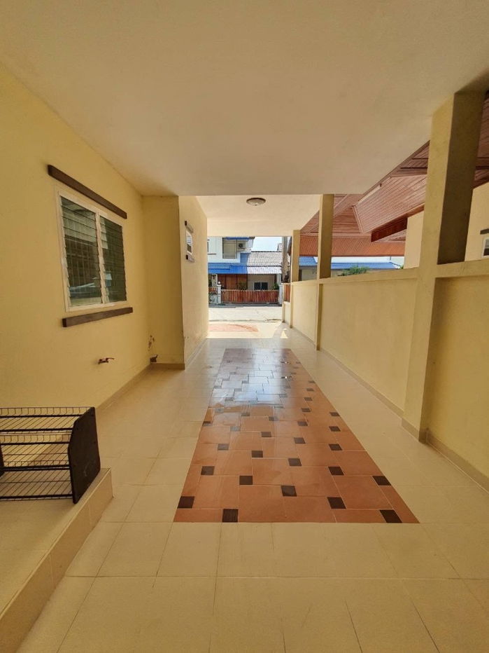 picture UK06-062 🏡 #House for rent #Siriphassorn Bang Phra Village | 2-storey semi-detached house 💰 Rent only 12,000 baht/month - 4/17