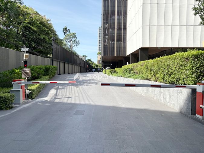 The Esse Sukhumvit 36
