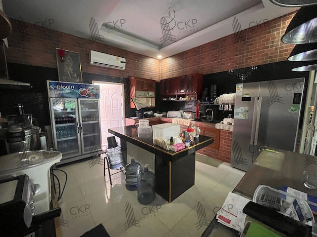 picture For rent Spacious House with Land (192 Sq. Wah)  – Soi Suan Phak, Near Central WestVille, Ratchaphruek Road | Convenient Access via Multiple Routes - 5/11