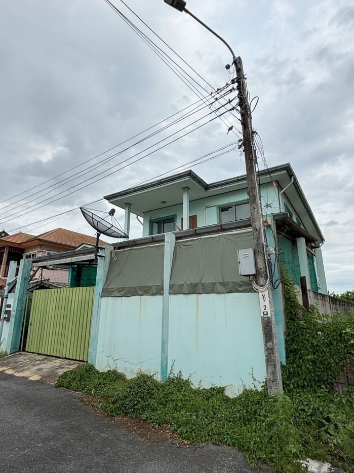 รูป ขายบ้านเดี่ยว 2 ชั้น หนองแขม ไม่อยู่ในหมู่บ้าน สร้างตามหลักฮวงจุ้ย เดินทางสะดวก - รูปที่ 2/5