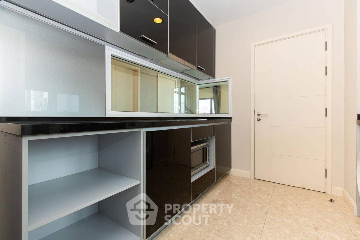 รูป คอนโด 2-ห้องนอน ที่ เดอะ เครสท์ สุขุมวิท 34 ใกล้ BTS ทองหล่อ (ID 2254358) - รูปที่ 8/12