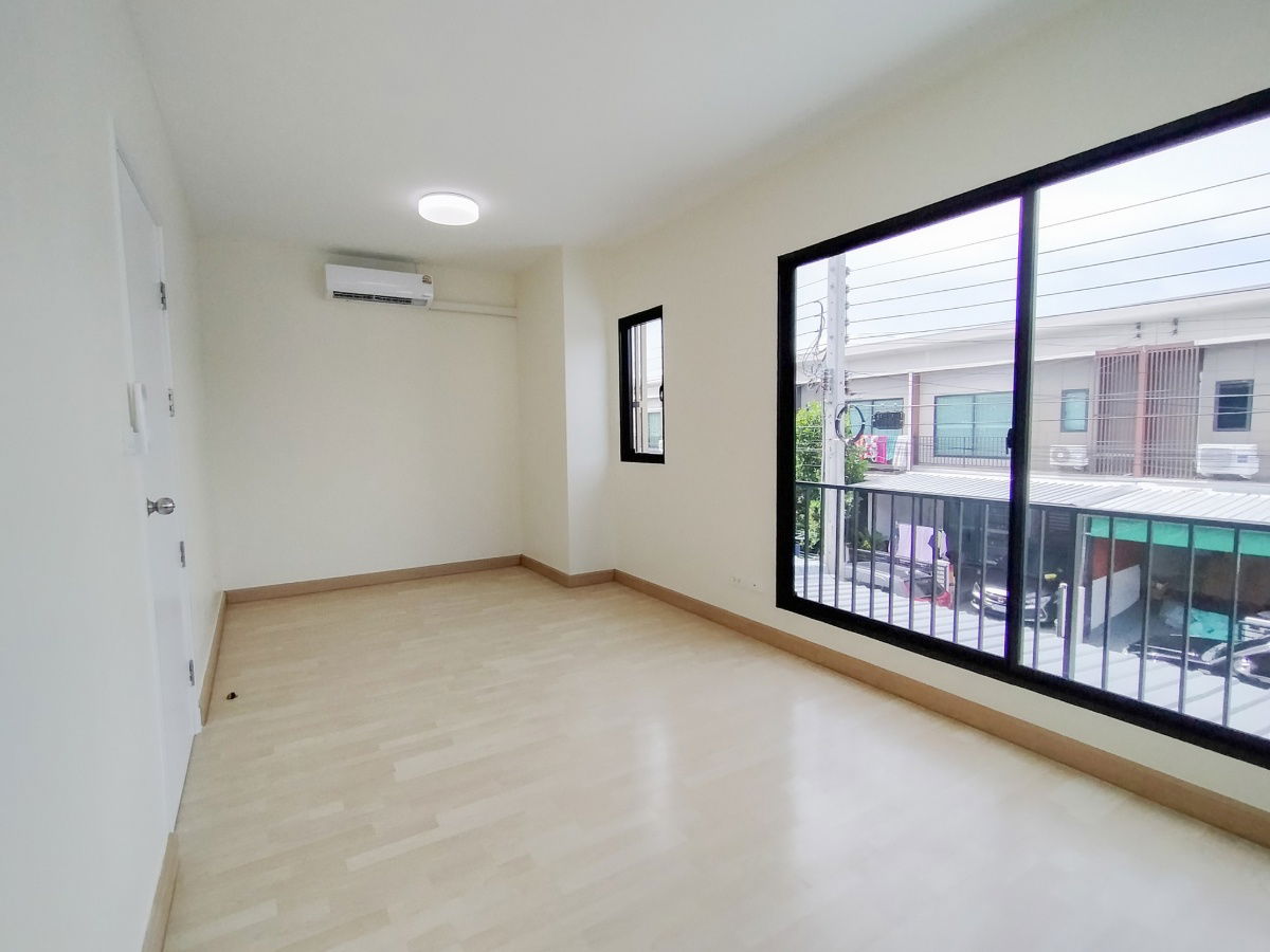picture 🟢For Sale🟢The Connect Onnut-Wongwaen, beautiful room, ready to move in. ADD LINE @nathong97 (Reply ⚡ 24 Hr) P1001 - 18/23
