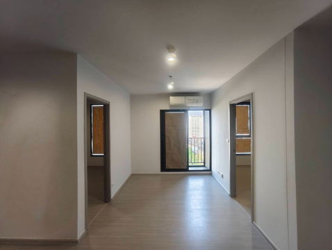 MRT PhasiCharoen 40 m. Price  18,000 Baht Condo The Parkland Phetkasem 56 ( Rental )