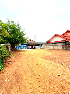 ที่ดิน ชลบุรี : ที่ดินนาเกลือพัทยาฝั่งทะเล ใกล้ปราสาทสัจธรรม ใกล้ รร. อักษร