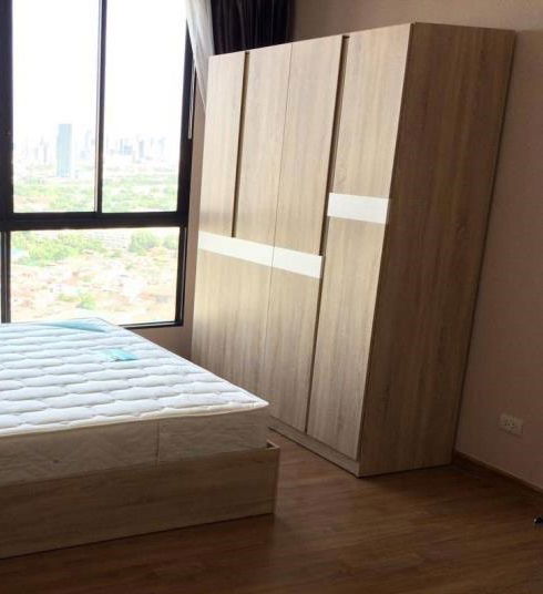 picture P-27407 Condo for for sell The tree Interchange fully furnished. - 3/7