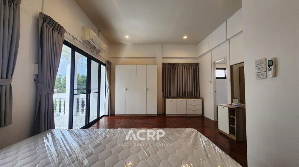 picture Townhouse for rent, newly renovated, Sirikam, Sukhumvit 72, good location, only 500 meters from BTS  - 17/19