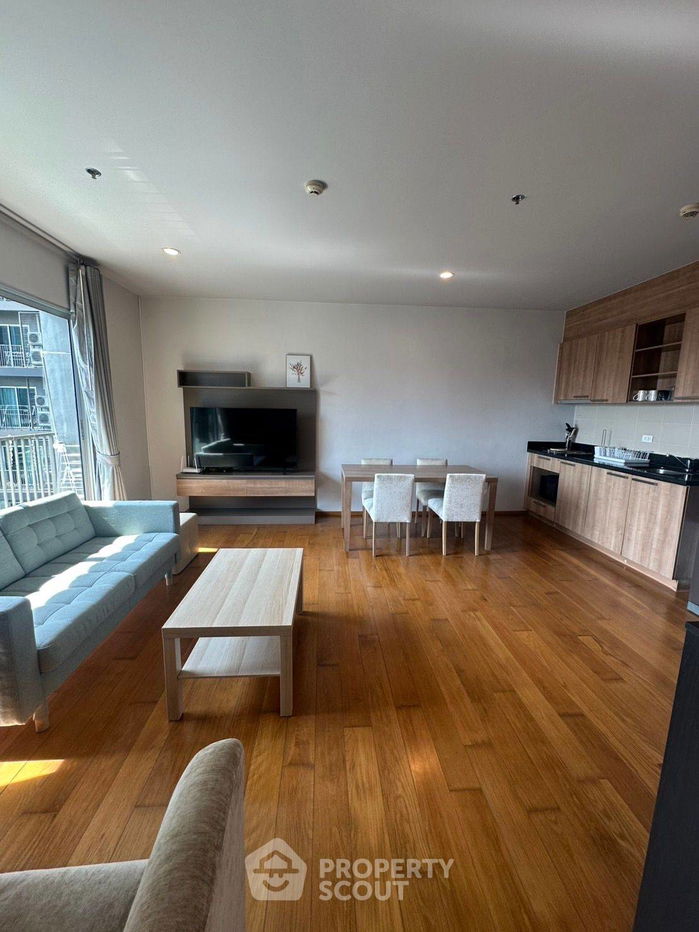 picture 2-BR Condo at Hive Taksin near BTS Wongwian Yai (ID 2253681) - 6/12