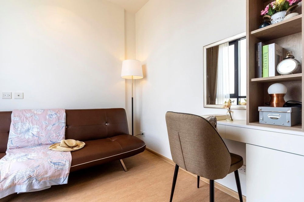 picture 🔥 Sale with tenant !! 🔥 Code C20230400029........Maru Ekkamai 2, 2 bedroom, 2 bathroom, high floor 11++, furnished, modern style, Special Deal!!📣📣 - 8/12