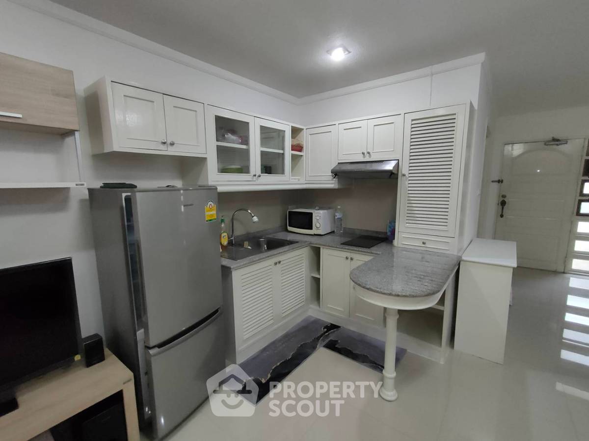 picture 1-BR Condo at Supalai Place Sukhumvit 39 near BTS Phrom Phong (ID 425776) - 14/14