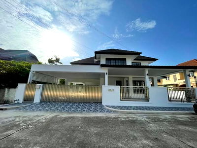 เช่าบ้านเดี่ยว ชลบุรี : UK06-061 🏡 บ้านเดี่ยว 2 ชั้นครึ่ง ให้เช่า – ใกล้ทะเลบางแสน 💰 ราคาเช่า: 32,000 บาท/เดือน 