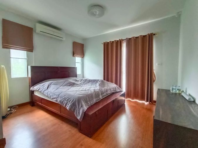 UK06-066 🏡✨ บ้านเช่าพร้อมอยู่ Lake Valley  บ่อวิน – บ้านแหลมฉบัง 💵 ค่าเช่า 38,000 บาท/เดือน (รวมค่าส่วนกลาง)
