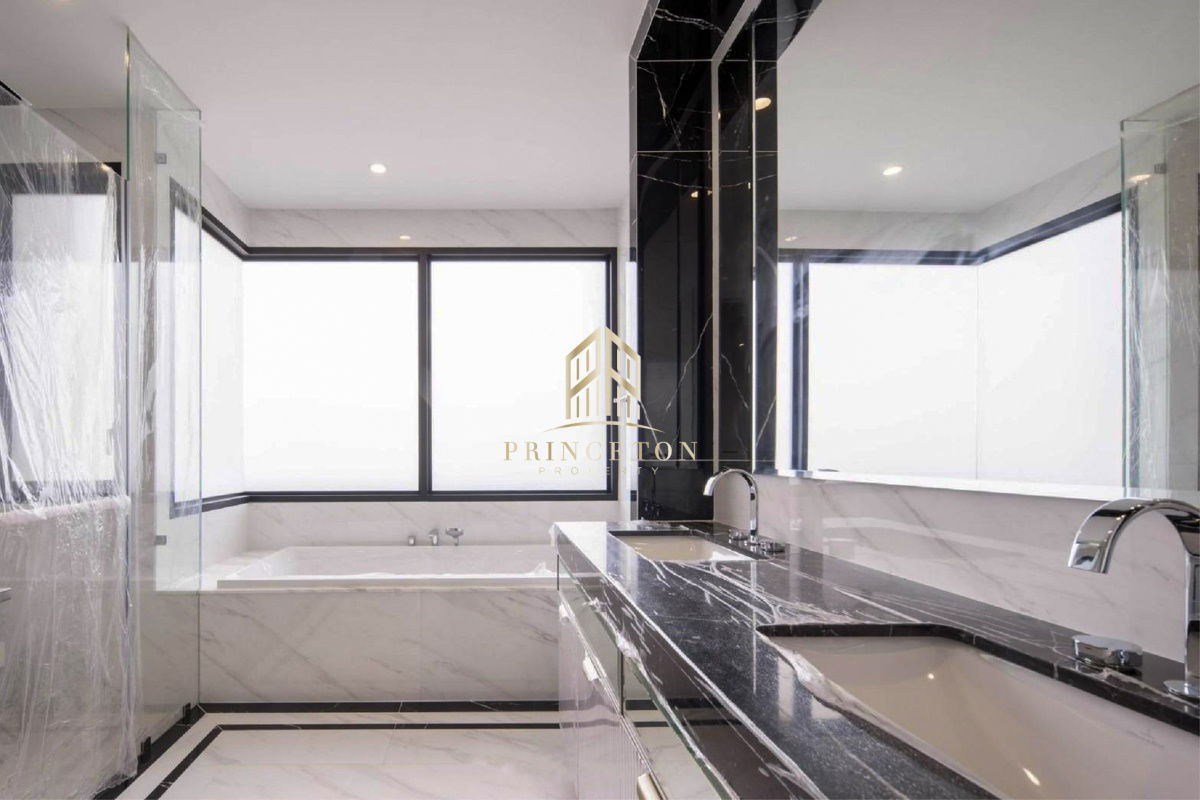 picture Luxury House For Sale Cinq Royal Krungthep Kreetha - 15/41