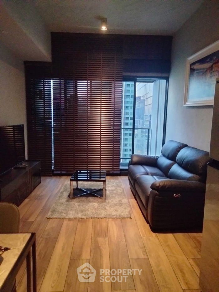 picture 1-BR Condo at The Lofts Asoke near MRT Phetchaburi (ID 2256308) - 2/9