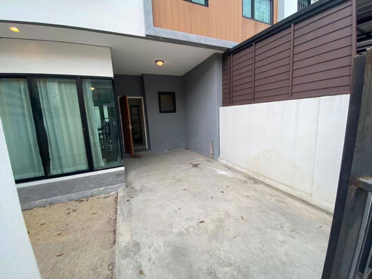 picture Rest Town by Phairojkijja  13,500 / month . 3Bedroom 2bathroom - 4/10