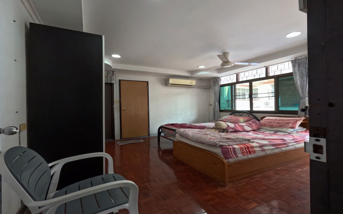 รูป ขายบ้านเดี่ยว เคหะทอง ซอยเพชรเกษม3 ใจกลางเมืองทำเลดี ราคาสุดคุ้ม เนื้อที่ใช้สอยร่วม 600ตรม. - รูปที่ 21/25
