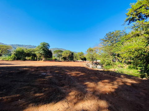 ขายที่ติดลำตะคอง ที่เขาใหญ่ติดน้ำ หมูสี ธนะรัชต์ 3.5ไร่ ใกล้อุทยาน วิวเขาสวย ที่สวยมากติดถนนลาดยาง เดินทางสะดวก ใกล้ธนะรัชต์ 550ม. 087-9074045