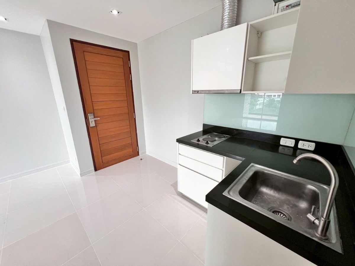 picture Condo for sale at Beverly 33, near BTS Phrom Phong – 1 bedroom, 1 bathroom, 50 sq m, 6th floor [NCs250806] - 5/26