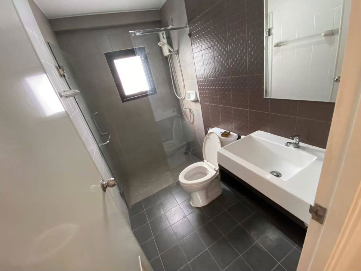 picture Rest Town by Phairojkijja  13,500 / month . 3Bedroom 2bathroom - 8/10